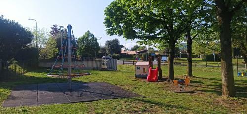 Apartamento Happy House Sv ? 5 Min From Lake Front Playground