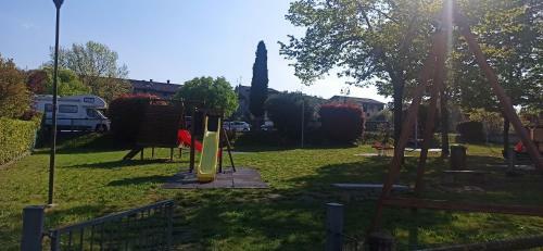 Apartamento Happy House Sv ? 5 Min From Lake Front Playground