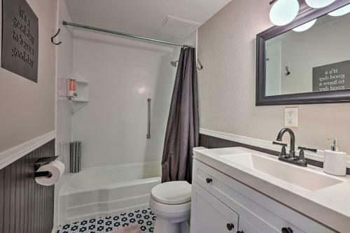 Apartamento 7th-floor Omaha Condo With Balcony And Park Views