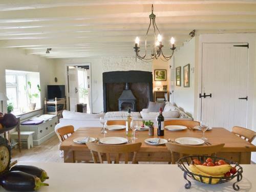 Woodbine Cottage