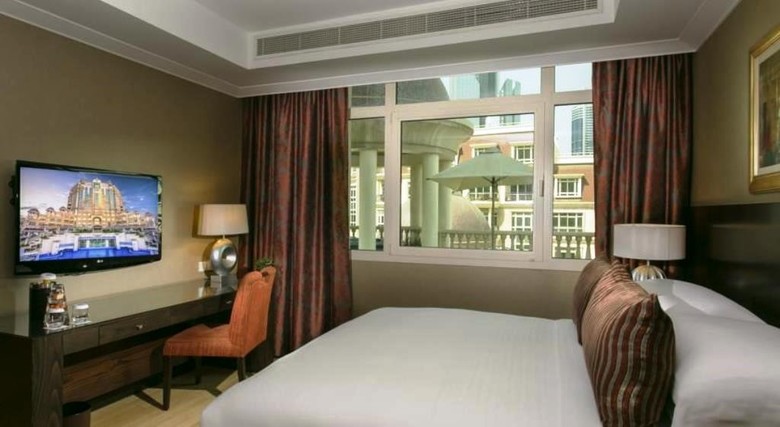 Hotel Al Murooj Rotana