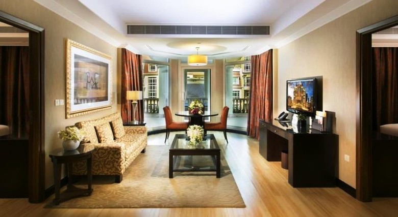 Hotel Al Murooj Rotana