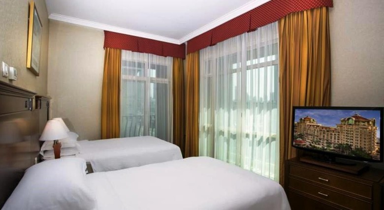 Hotel Al Murooj Rotana