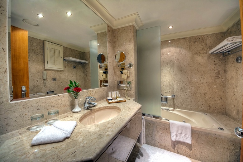 Hotel Dubai Marine Beach Resort & Spa