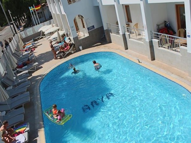 Hotel Club Arya Apart
