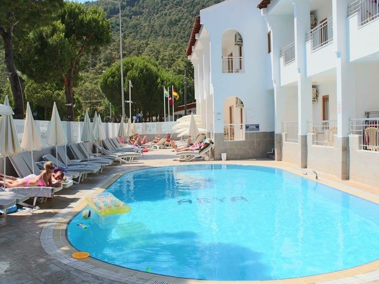 Hotel Club Arya Apart