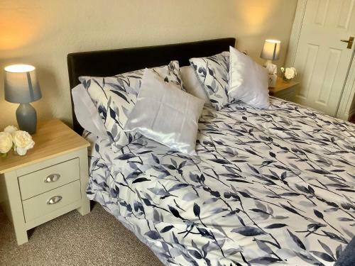Second Floor Apartment Tenby Town Centre