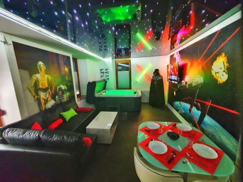 Apartamento -galaxy Spa-jacuzzi-insolite-4pers-jardin-spa-clim