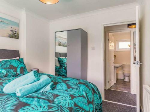Lovely Apartment 6 Single Beds