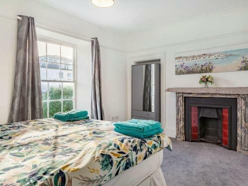 Heather House 2 King 1 Double 2 Single Beds