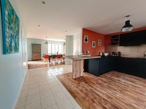Au Mont Chez Vous #jacuzzi Et Vue Mont-st-michel#