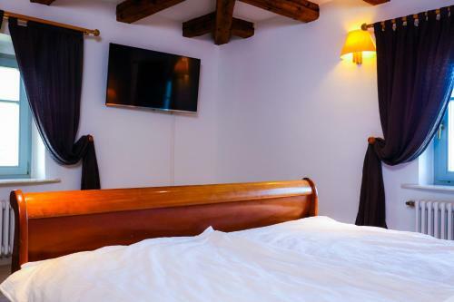 Hotel Schlo� Neuburg