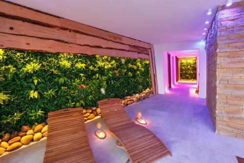 Hug� Boutique Hotel & Spa