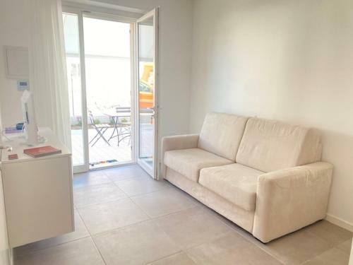 Apartamento Bilocale Ben Accessoriato Via Moni I 33c