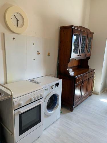 Milk & Honey Apartment
