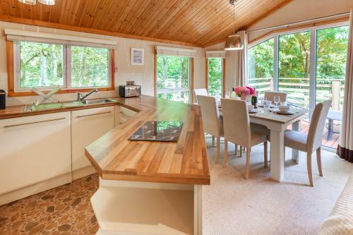 Norfolk Cottage Agency - Hazel Lodge