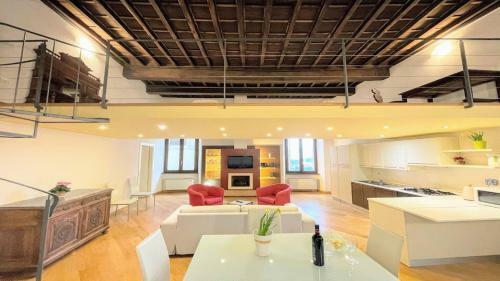 Apartamento Terrazza Duomo With Spectacular Views From 2 Large Terraces - Sleeps 6