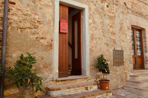 Casa In Pieno Centro Storico Suvereto