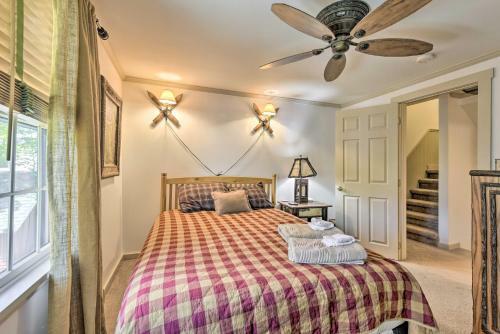 Townhome Walk To Mirror Lake And Main Street!