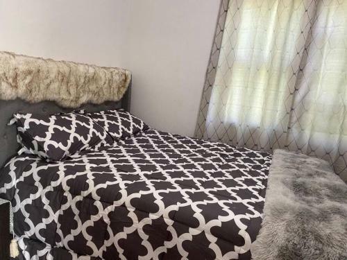 Apartamento Cheerful One Bedroom Studio With Free Parking/wifi