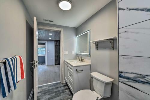 Charming Saratoga Springs Cottage With Patio!