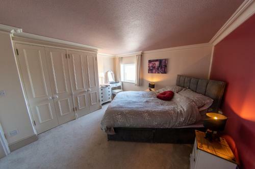 Stunning Apartment - Quintessential - Quay Views - Sleeps 2-4 People