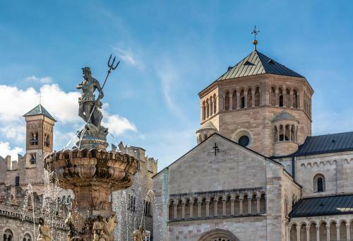 Apartamento Comodo Appartamento [trento Centro] Il Duomo Bianco