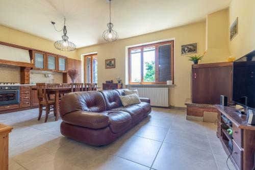 Sunrise Hill Holiday Home