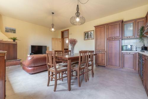 Sunrise Hill Holiday Home