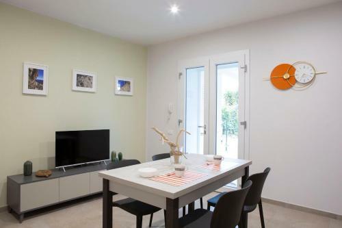 Apartamento Le Case Di Vada/ Appartamento Pietra Bianca