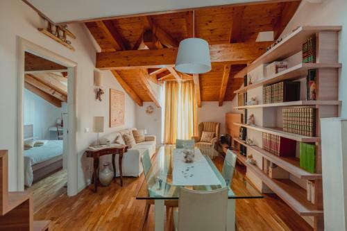 Apartamento La Briciola - Mansarda Per 5 - Ampia Terrazza Lt