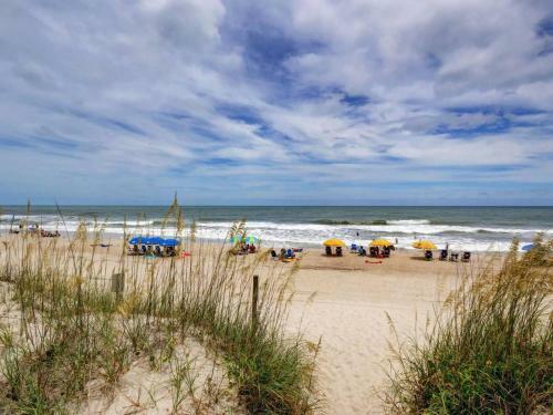 Sunsaltsand Lakefront 2br Condo Sleeps 6 Beachview