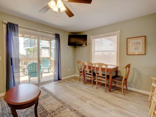 2br Sleeps 6 Lakefront Oceanview Boardwalk Access