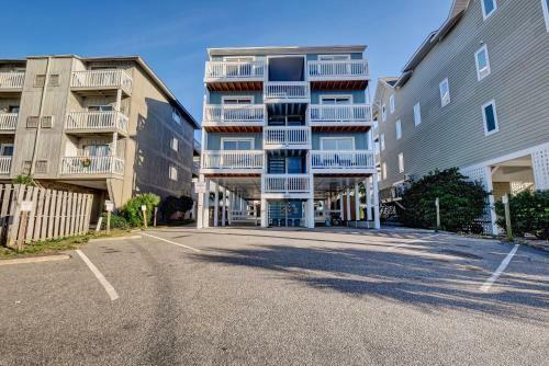 2br Condo Lakefront Step 2 Beach Sleeps 6 Boardwalk