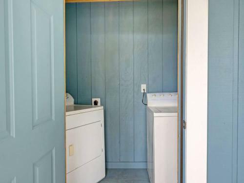 Lakefront Beachview 2br Condo Sleep 6 Close To Boardwalk