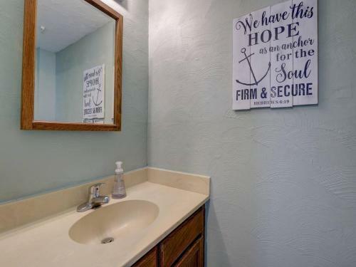 Lakefront Beachview 2br Condo Sleep 6 Close To Boardwalk