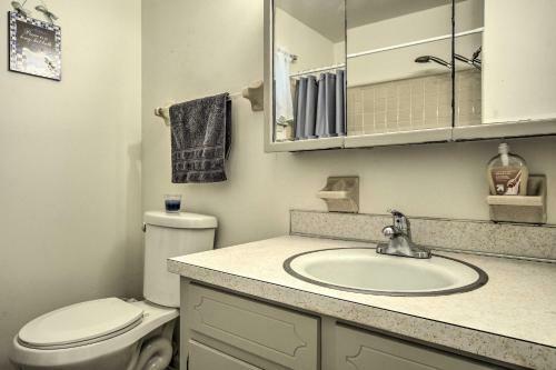 Pet-friendly Durham Home About 3 Mi To Downtown!