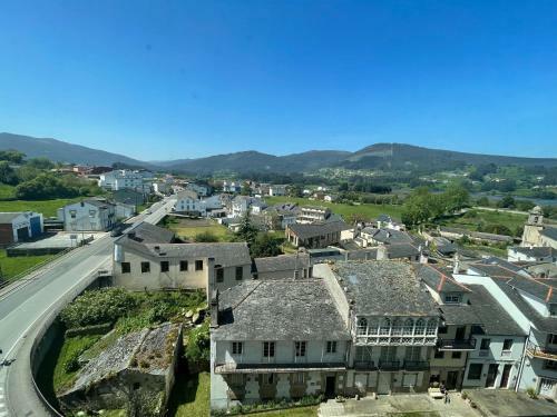 Apartamento En Viveiro Con Aparcamiento Gratuito
