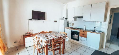 Apartamento Numana, Bilocale Con Ampio Balcone