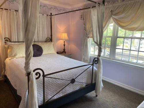 Bed & Breakfast The Cypress Inn