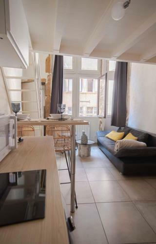 Apartamento Nice Duplex Studio Ideal For Couple In Lyon!