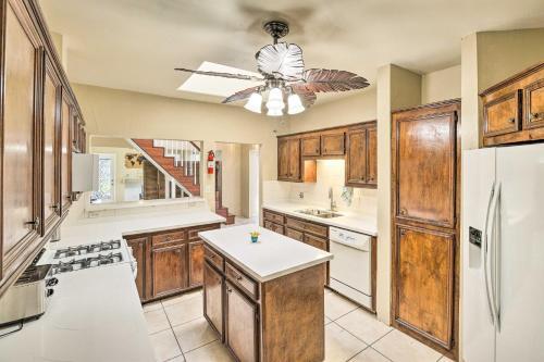 Unique Houston Getaway About 1 Mi To Downtown!