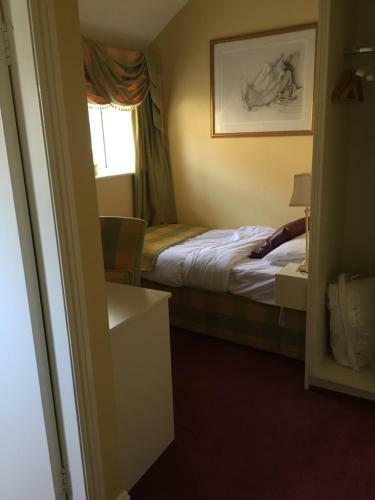 Hostal Faythe Guesthouse
