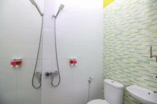 Hotel Golden Snail