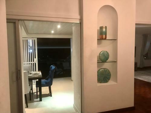 Beautiful 4-bed House With Stunning Sea Views