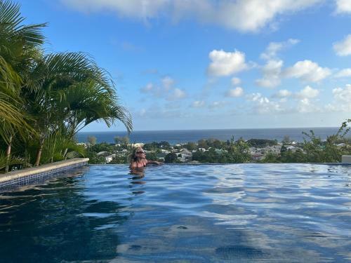 Beautiful 4-bed House With Stunning Sea Views
