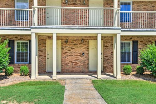 Apartamento Auburn Condo With 2 Pools Less Than 2 Mi To University!