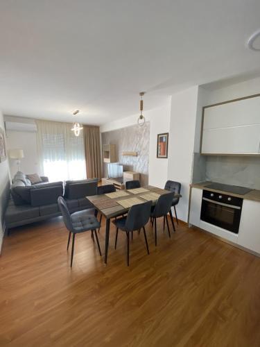 Daily Apartment Tirana 2