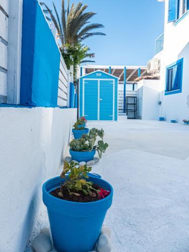Greek Island Style 2 Bedroom Villa With Pool