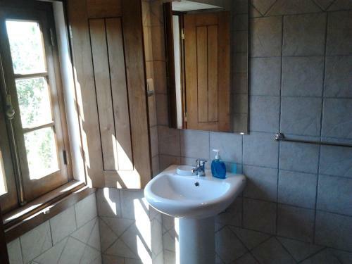Historical 3 - Bedroom Villa In Alcobaca